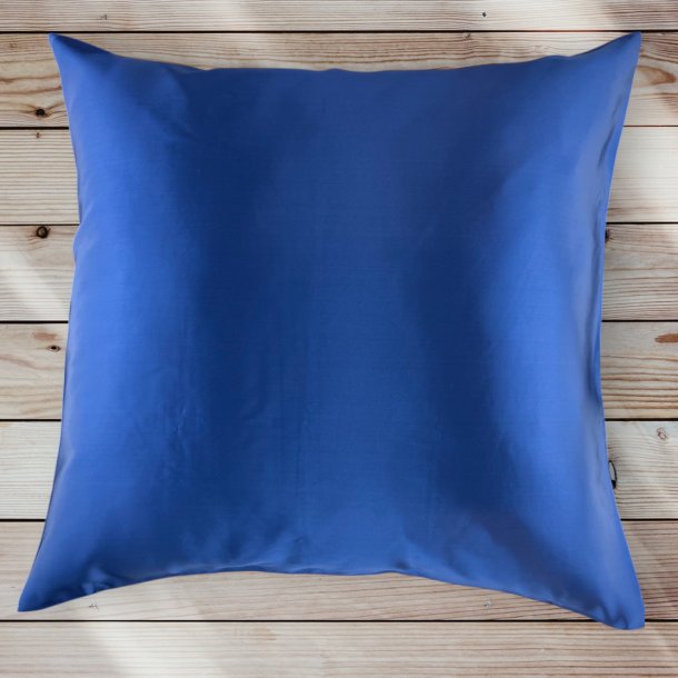 Silkepudebetrk - 60x63 cm. Konge Bl